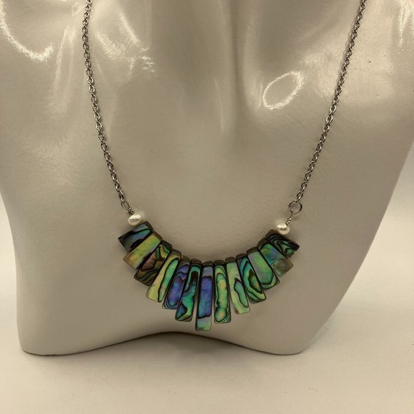 NEW Abalone Paua Graduated Shell + Pearl  Necklace up to 18 inch Stainless Steel - Picture 1 of 6